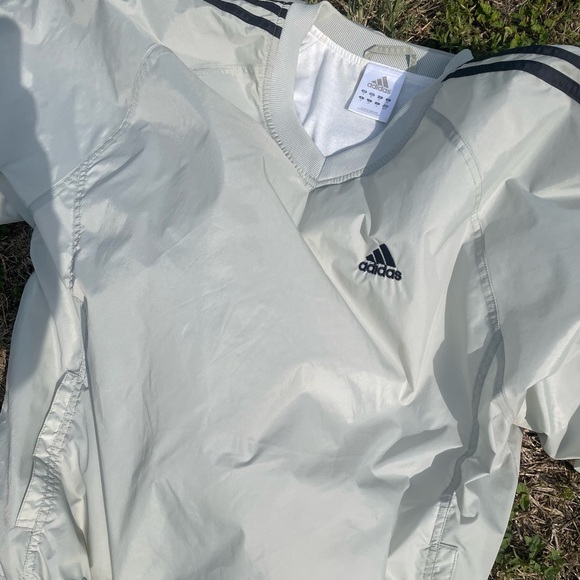 Vtg y2k 2003 Adidas windbreaker top - Picture 11 of 16